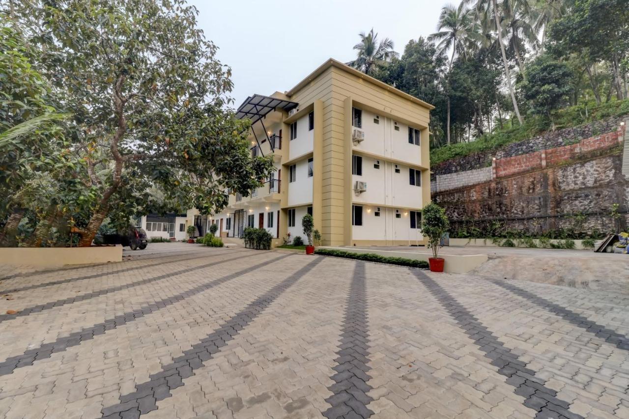 Oyo Home 78041 Luxurious Stay Sastha Homes Kozhikode Buitenkant foto