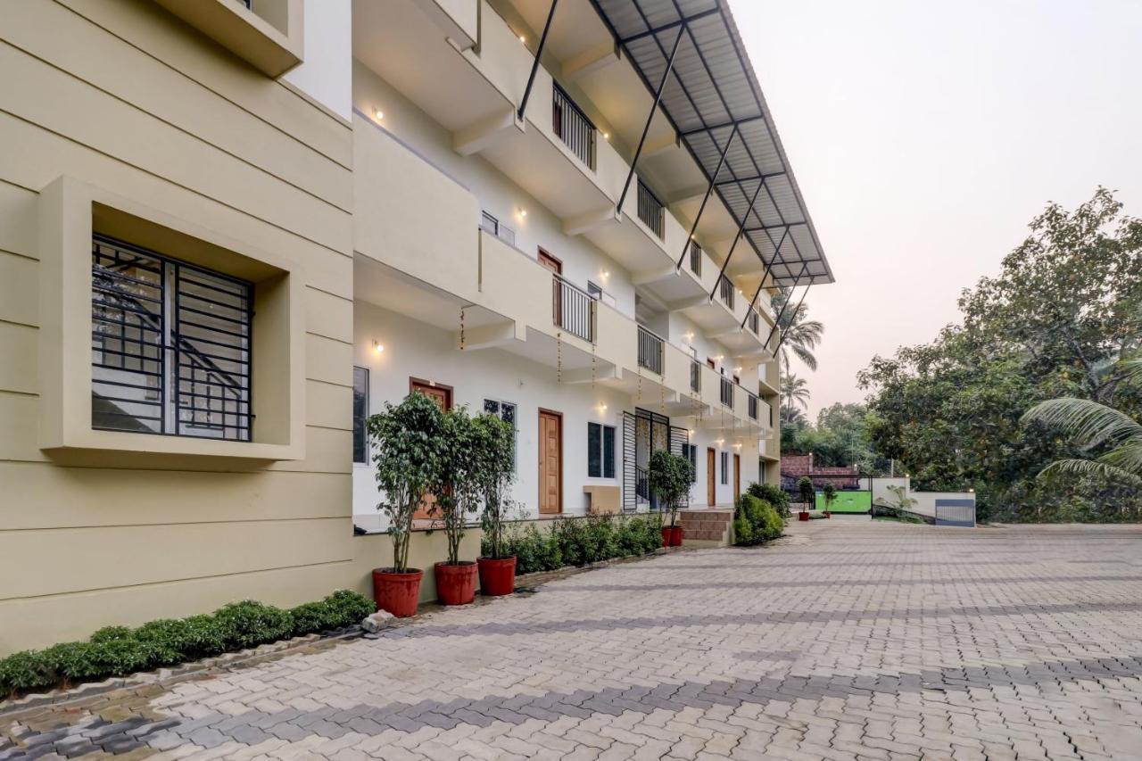 Oyo Home 78041 Luxurious Stay Sastha Homes Kozhikode Buitenkant foto